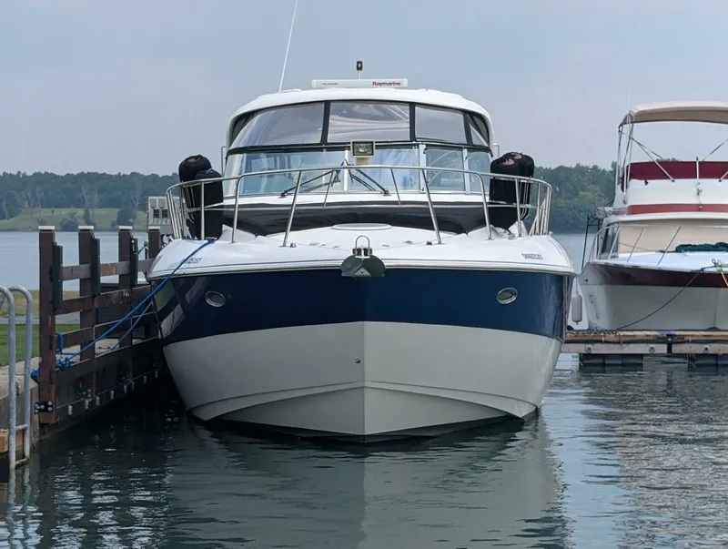Slide: The Image of 2007 Cruisers Yachts 520 Express 52 - 7829794
