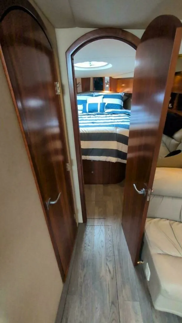 Slide: The Image of 2007 Cruisers Yachts 520 Express 52 - 7829826