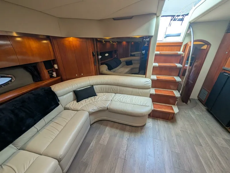 Slide: The Image of 2007 Cruisers Yachts 520 Express 52 - 7829832