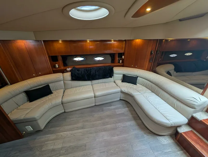 Slide: The Image of 2007 Cruisers Yachts 520 Express 52 - 7829824