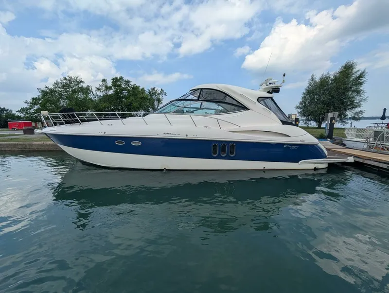 Slide: The Image of 2007 Cruisers Yachts 520 Express 52 - 7829792