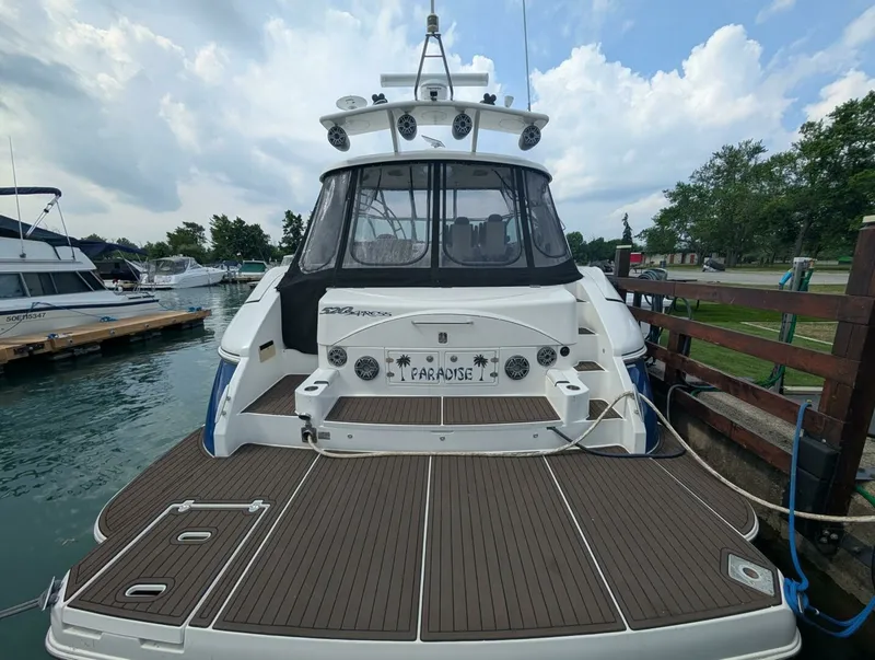 Slide: The Image of 2007 Cruisers Yachts 520 Express 52 - 7829800