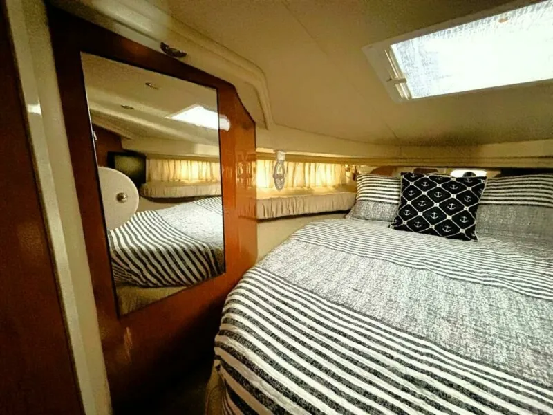 Slide: The Image of 2000 Sea Ray 410 SUNDANCER 41 - 7829880