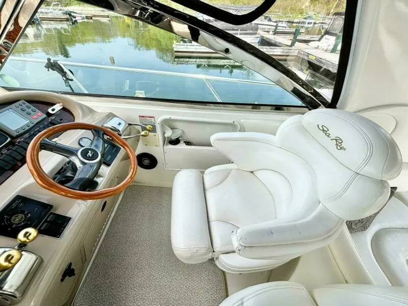 Slide: The Image of 2000 Sea Ray 410 SUNDANCER 41 - 7829862