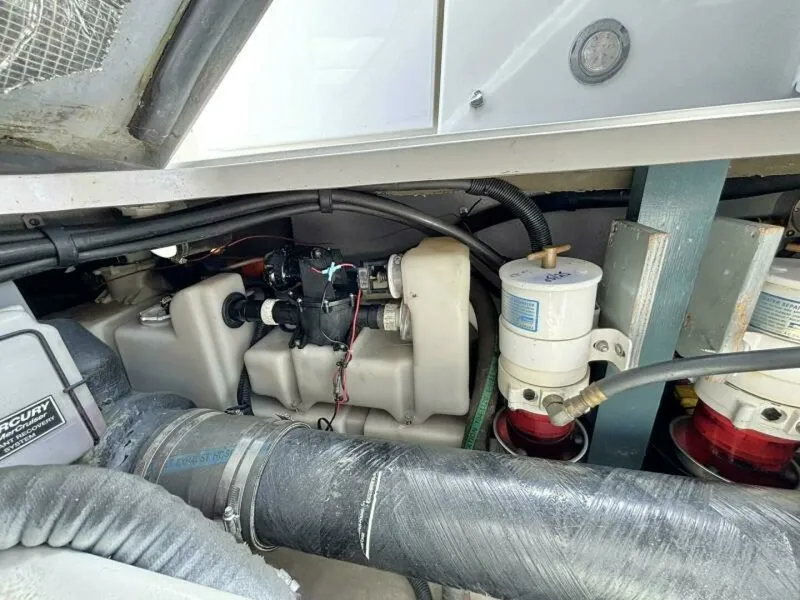 Slide: The Image of 2000 Sea Ray 410 SUNDANCER 41 - 7829896