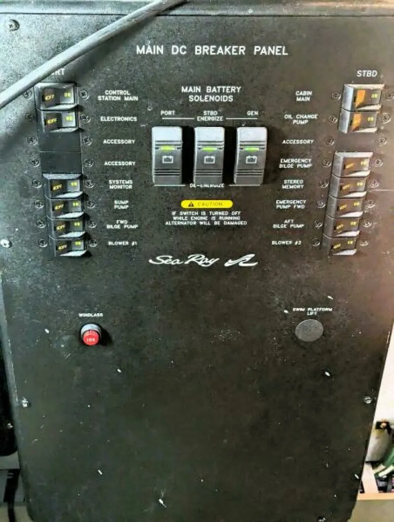 Slide: The Image of 2000 Sea Ray 410 SUNDANCER 41 - 7829885