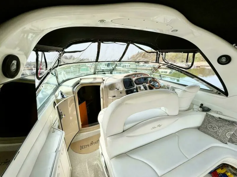 Slide: The Image of 2000 Sea Ray 410 SUNDANCER 41 - 7829859
