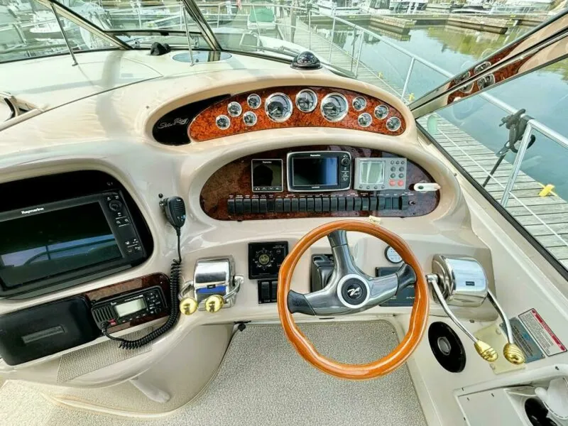 Slide: The Image of 2000 Sea Ray 410 SUNDANCER 41 - 7829863