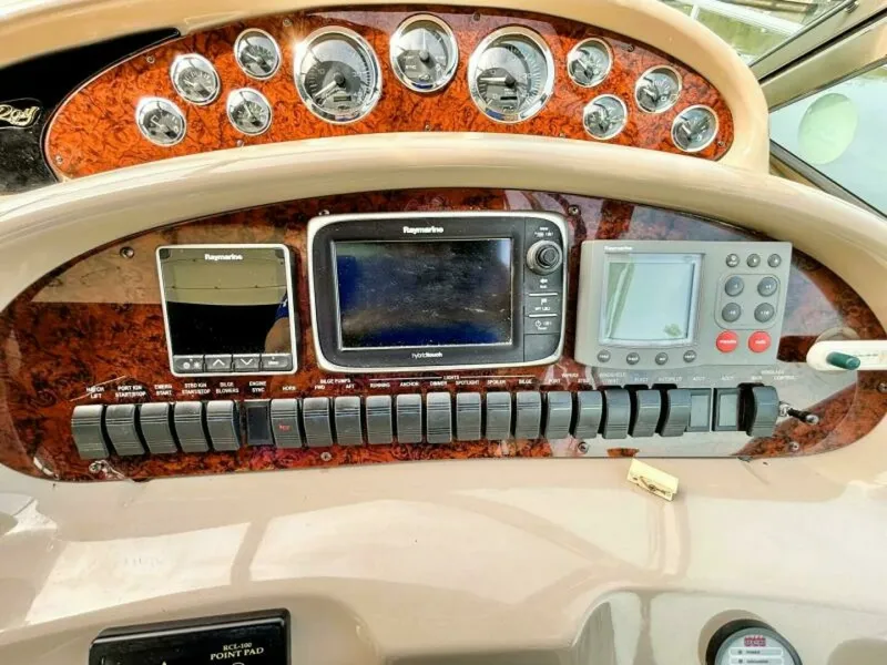Slide: The Image of 2000 Sea Ray 410 SUNDANCER 41 - 7829865