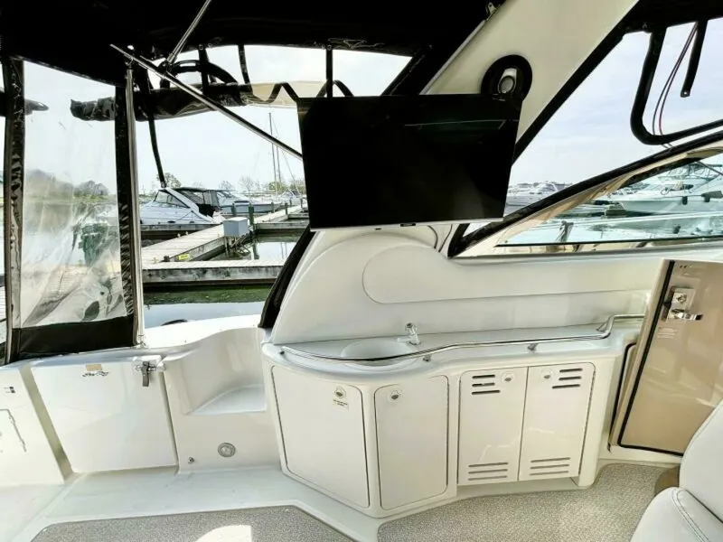 Slide: The Image of 2000 Sea Ray 410 SUNDANCER 41 - 7829858