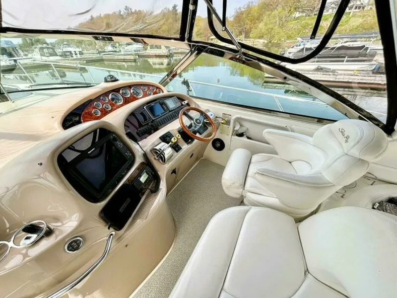 Slide: The Image of 2000 Sea Ray 410 SUNDANCER 41 - 7829861