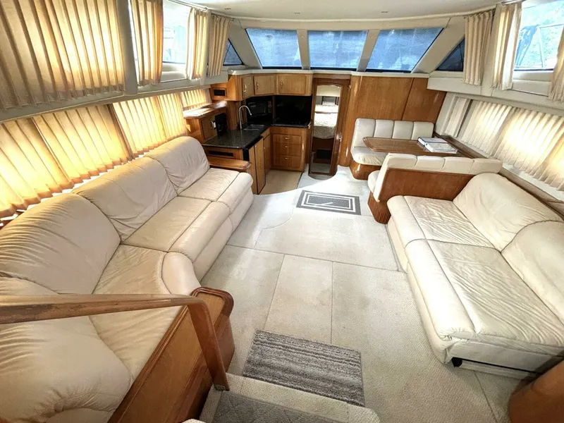 Slide: The Image of 2003 Carver 396 Motor Yacht 39 - 7829996