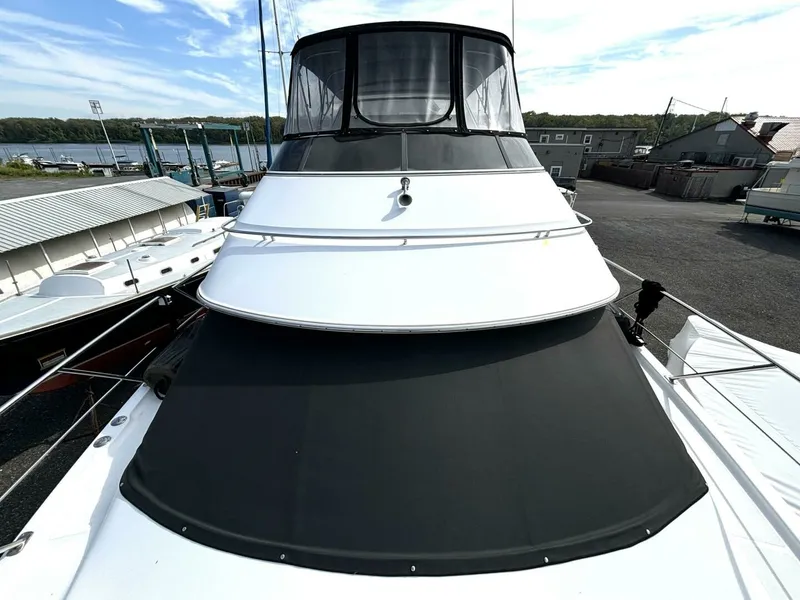 Slide: The Image of 2003 Carver 396 Motor Yacht 39 - 7829983