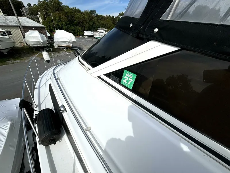 Slide: The Image of 2003 Carver 396 Motor Yacht 39 - 7829977