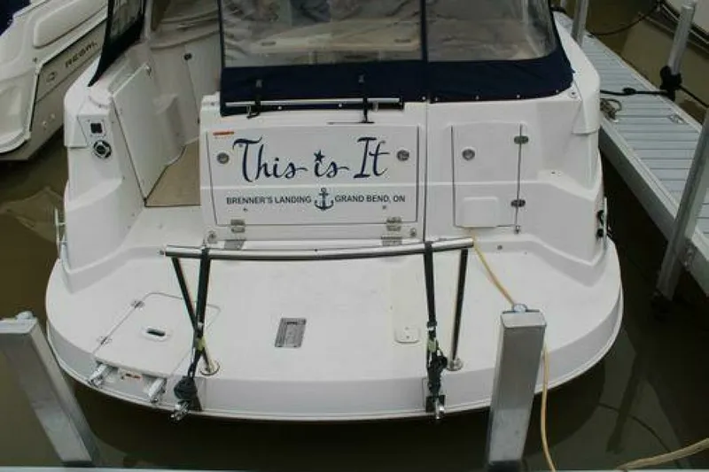 Slide: The Image of 2011 Four Winns V335 33 - 7830037