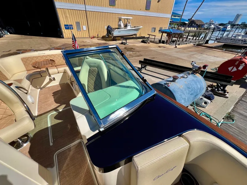 Slide: The Image of Chris-Craft Launch 27 2020 - 7830725