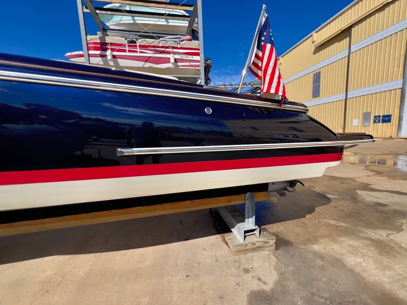 Slide: The Image of Chris-Craft Launch 27 2020 - 7830647