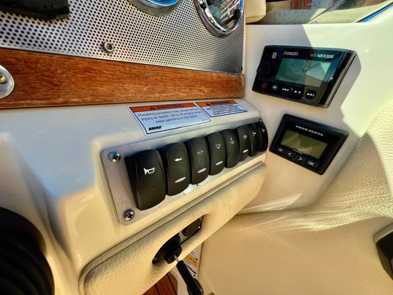 Slide: The Image of Chris-Craft Launch 27 2020 - 7830743