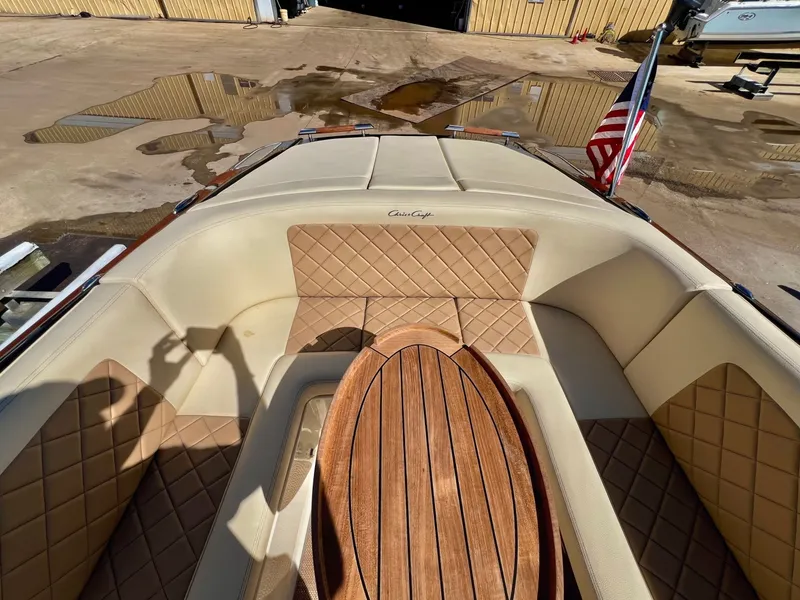 Slide: The Image of Chris-Craft Launch 27 2020 - 7830691