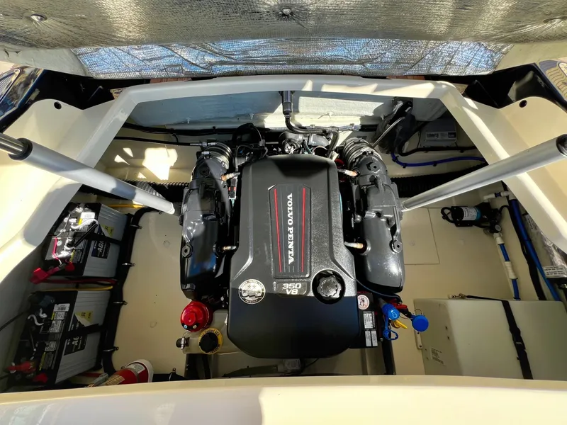 Slide: The Image of Chris-Craft Launch 27 2020 - 7830629