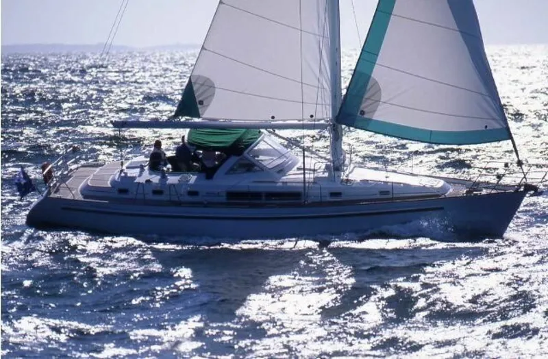 Slide: The Image of Beneteau 44 Center Cockpit - Sistership Brochure - 7831077