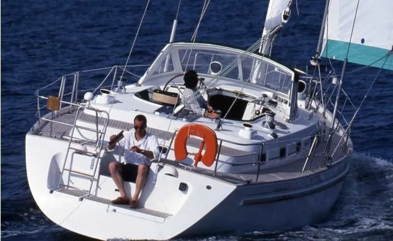 Slide: The Image of Beneteau 44 Center Cockpit - Sistership Brochure - 7831074