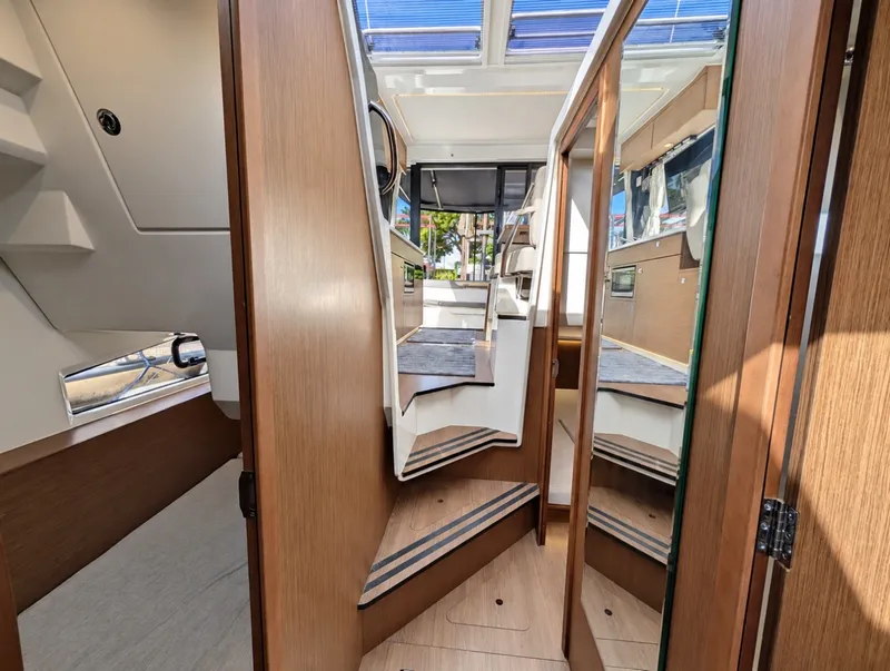 Slide: The Image of Jeanneau NC 1095 Coupe 2022 - 8046304