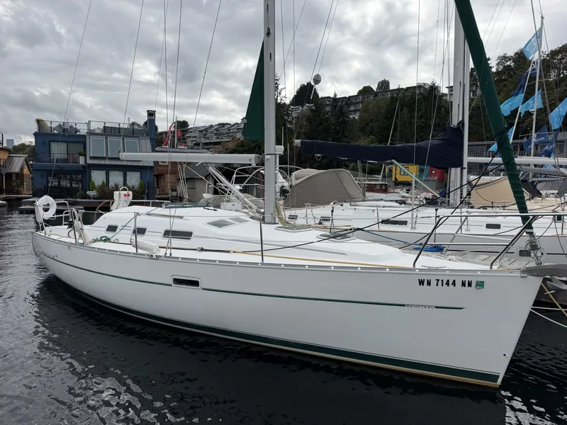The Image of Beneteau 33 2004 - 7831223