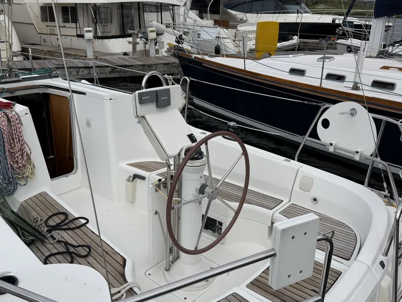 Slide: The Image of Beneteau 33 2004 - 7831228