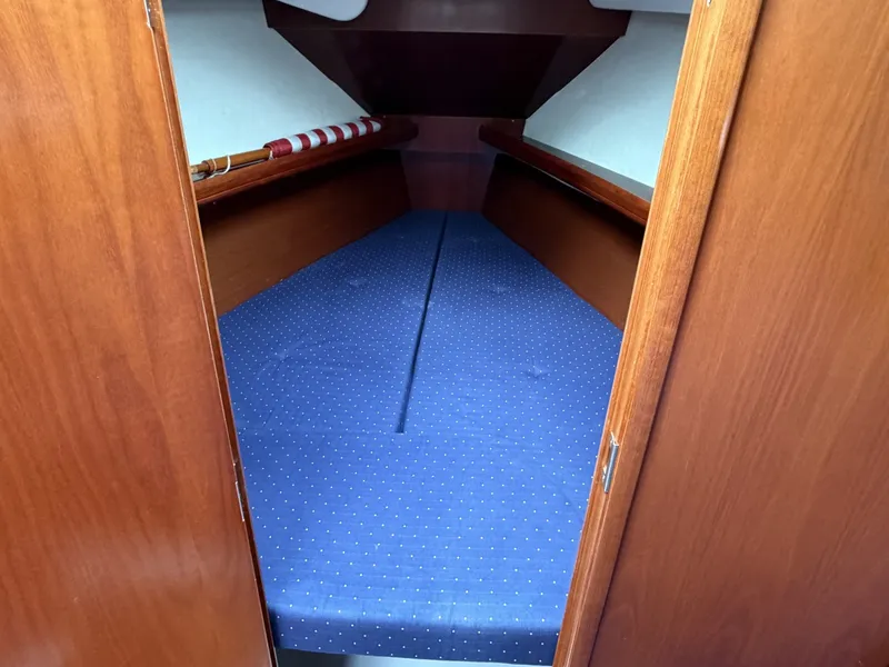 Slide: The Image of Beneteau 33 2004 - 7831239