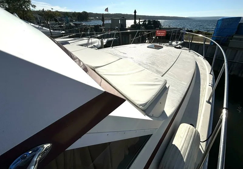 Slide: The Image of 1987 Viking Motor Yacht 44 - 7832334