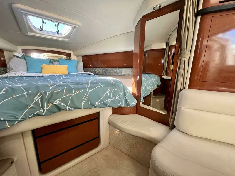 Slide: The Image of 2004 Sea Ray 340 Sundancer 34 - 7832415
