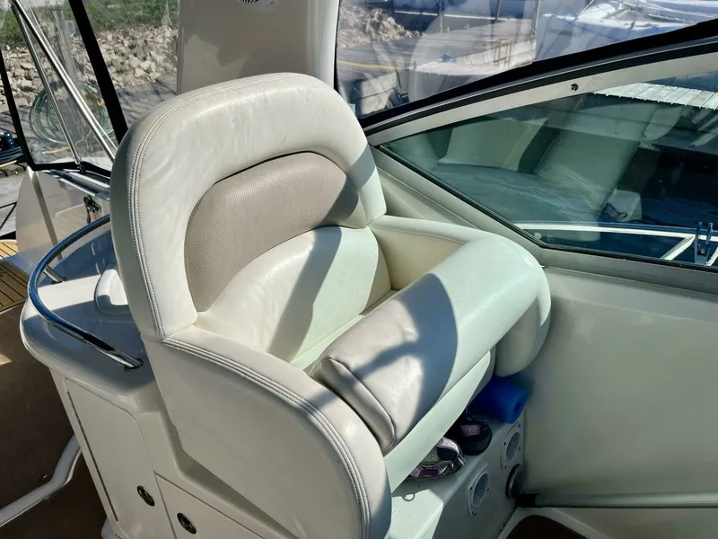 Slide: The Image of 2004 Sea Ray 340 Sundancer 34 - 7832403