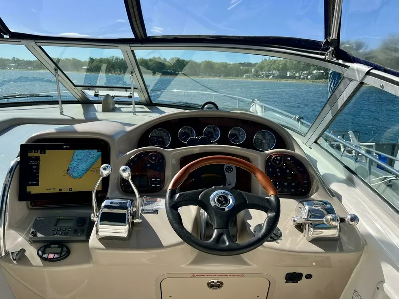 Slide: The Image of 2004 Sea Ray 340 Sundancer 34 - 7832405