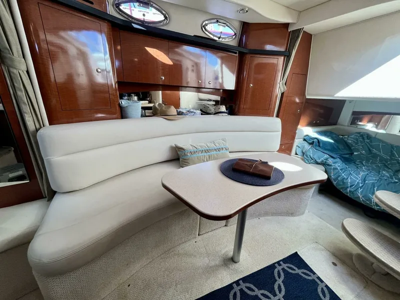 Slide: The Image of 2004 Sea Ray 340 Sundancer 34 - 7832413