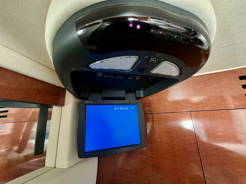 Slide: The Image of 2004 Sea Ray 340 Sundancer 34 - 7832418