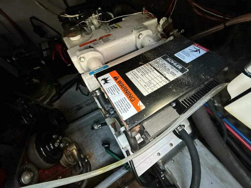 Slide: The Image of 2003 Monterey 302 Cruiser 32 - 7832453