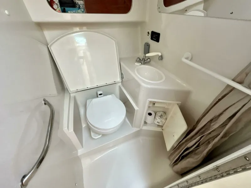 Slide: The Image of 2003 Monterey 302 Cruiser 32 - 7832438