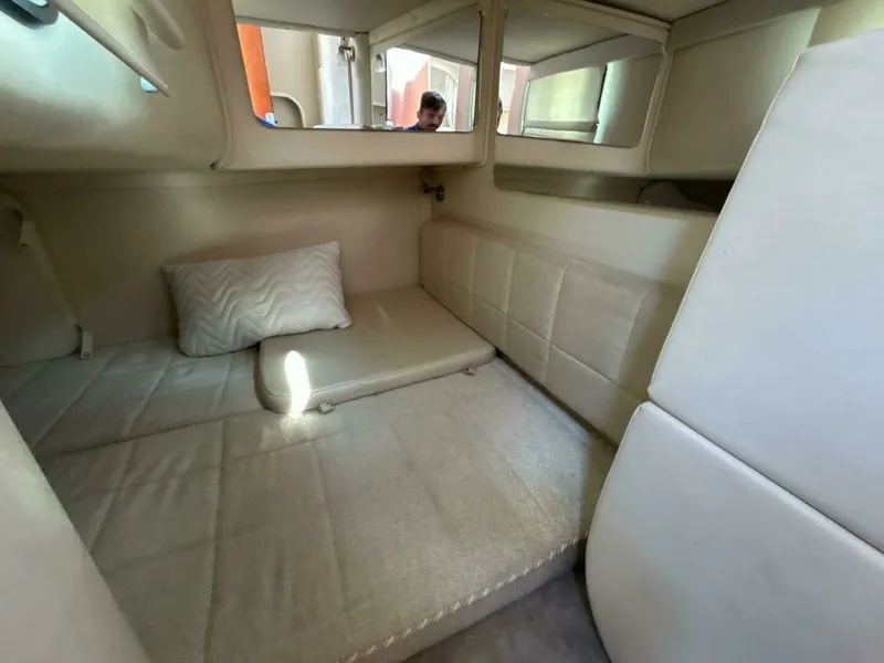 Slide: The Image of 2003 Monterey 302 Cruiser 32 - 7832442