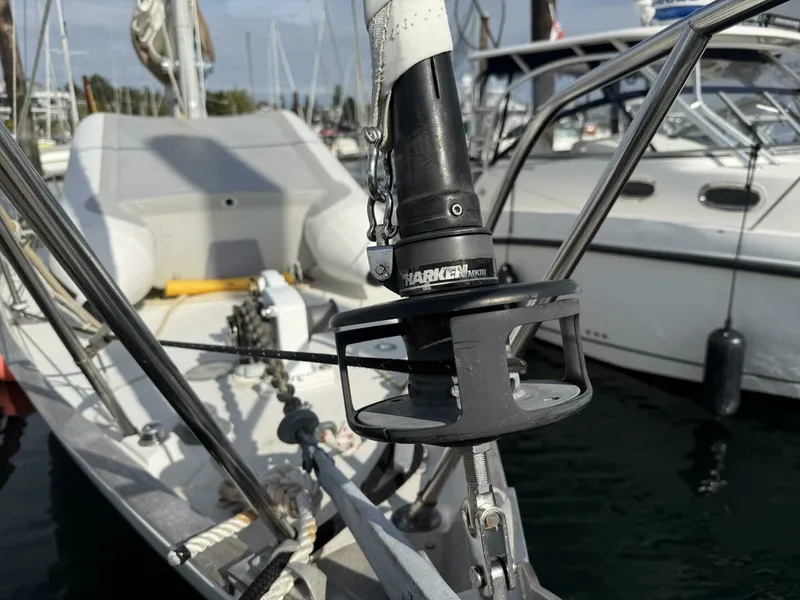 Slide: The Image of 1981 Alberg 37 MKII 37 - 7832571