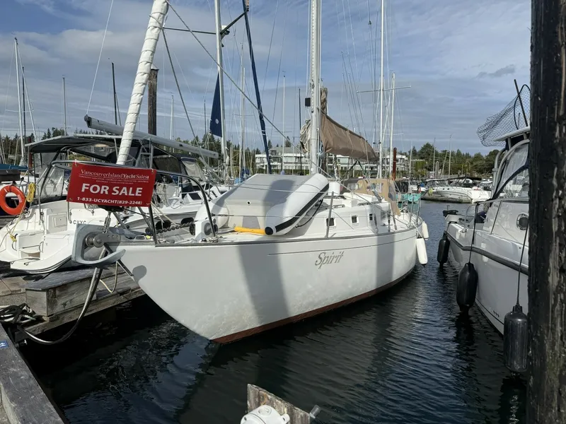 The Image of 1981 Alberg 37 MKII 37 - 7832509