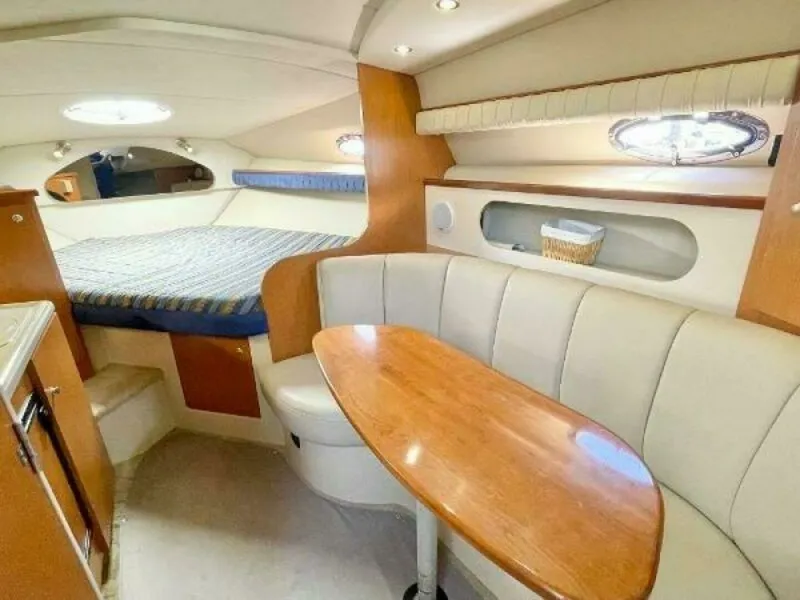 Slide: The Image of 2004 Cruisers Yachts 280 CXI 28 - 7832592