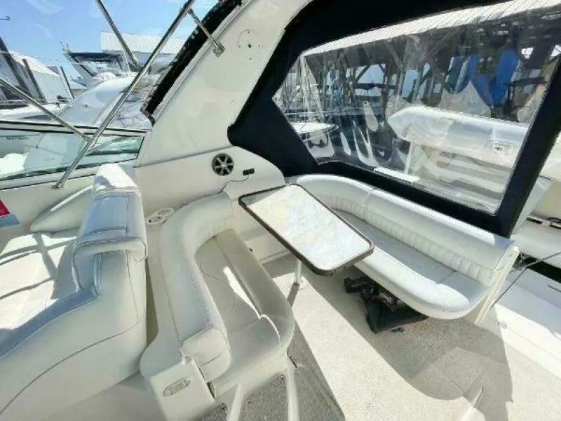 Slide: The Image of 2004 Cruisers Yachts 280 CXI 28 - 7832584