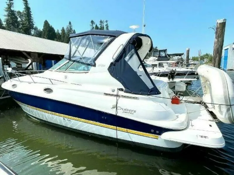 Slide: The Image of 2004 Cruisers Yachts 280 CXI 28 - 7832574