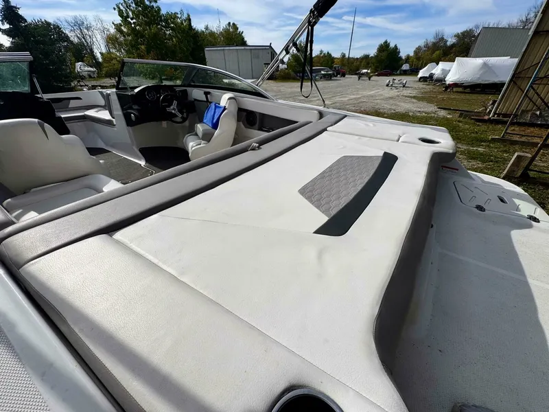 Slide: The Image of 2018 Four Winns HD200 20 - 7832609