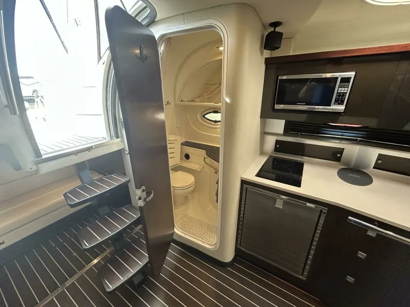 Slide: The Image of 2015 Monterey 355 Sport Yacht 35 - 7832695