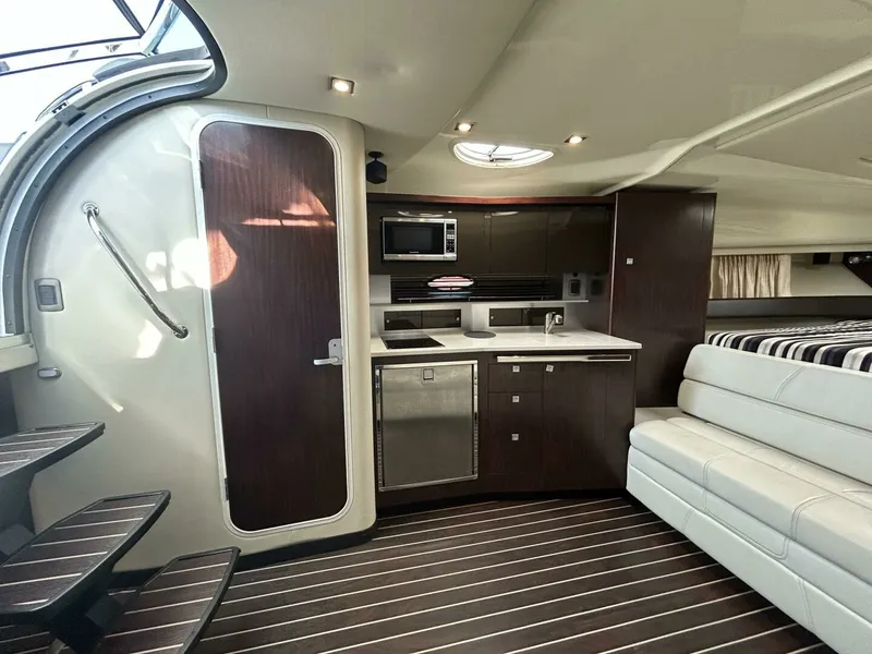 Slide: The Image of 2015 Monterey 355 Sport Yacht 35 - 7832691