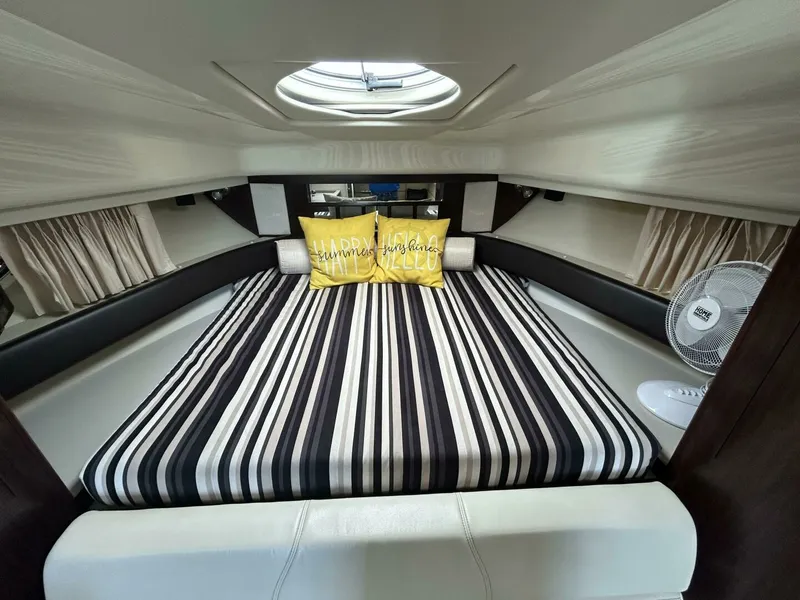 Slide: The Image of 2015 Monterey 355 Sport Yacht 35 - 7832683