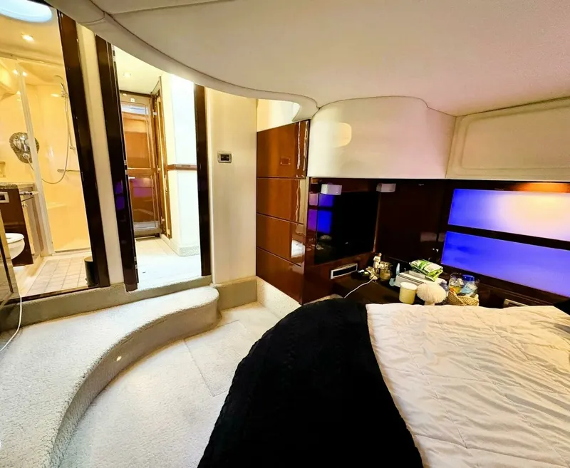 Slide: The Image of 2008 Sea Ray 47 SEDAN BRIDGE 47 - 7832794