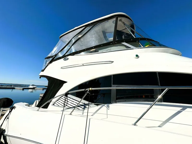 Slide: The Image of 2008 Sea Ray 47 SEDAN BRIDGE 47 - 7832736